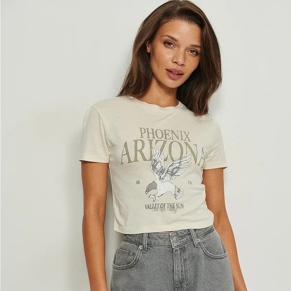 NA-KD printed cropped t-shirt